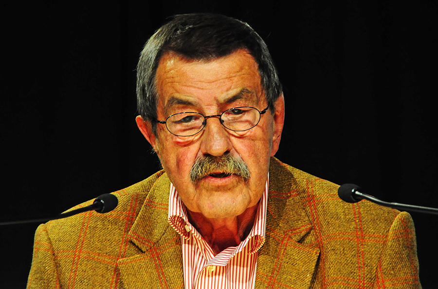 Günter Grass, 2009, bei einer Wahlkampfveranstaltung der SPD in Berlin, Foto: Holger Jacobs