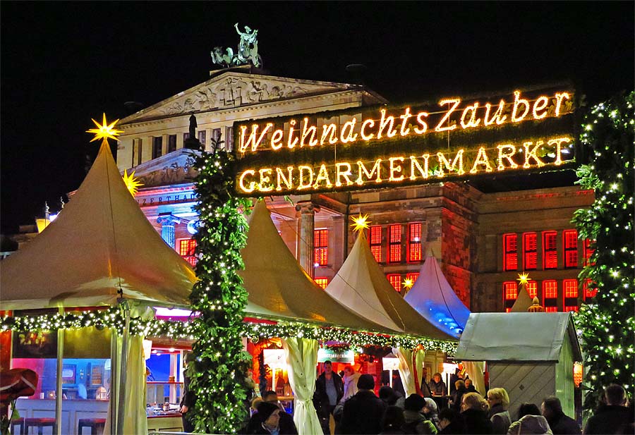 Weihnachtsmarkt auf dem Gendarmenmarkt in Berlin, Foto: Holger Jacobs