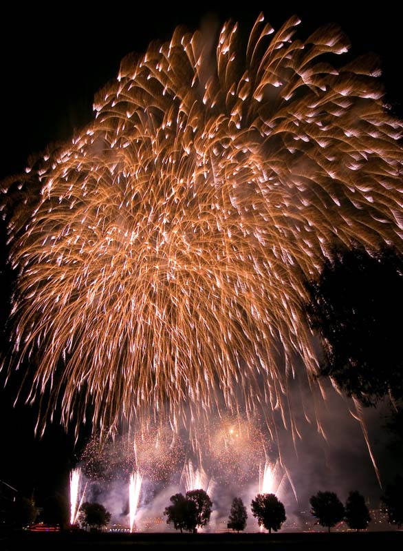 Feuerwerk, Foto: Ruben Wienieswki