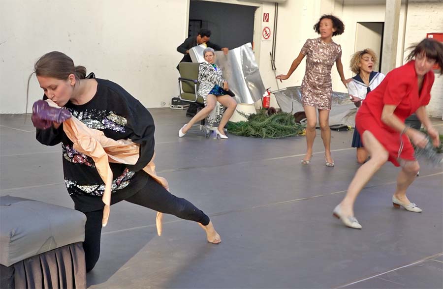 The Pose - Sonya Levin - The Pose - Alexandra Bondi - Foto: Holger Jacobs