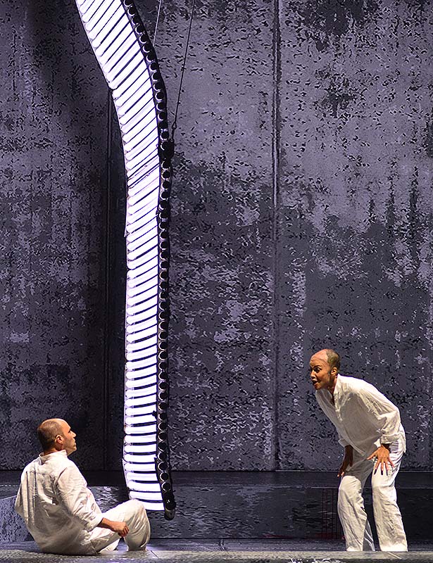 OEDIPE, Komische Oper Berlin, Photo: Holger Jacobs