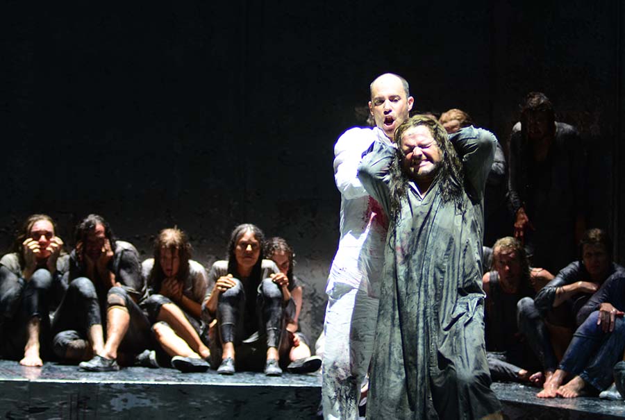 OEDIPE, Komische Oper Berlin, Photo: Holger Jacobs