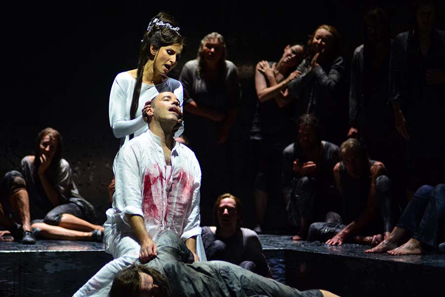 OEDIPE, Komische Oper Berlin, Photo: Holger Jacobs
