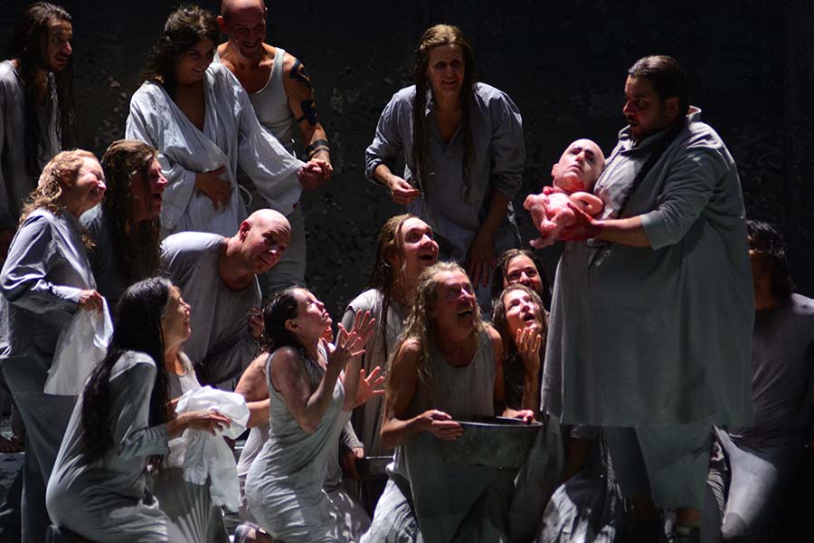 OEDIPE, Komische Oper Berlin, Photo: Holger Jacobs